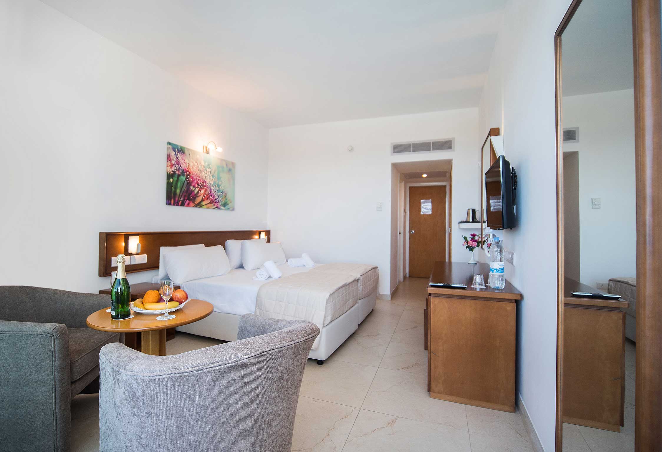 e8749b8d7ce16639de387d1ff6fa5cfe